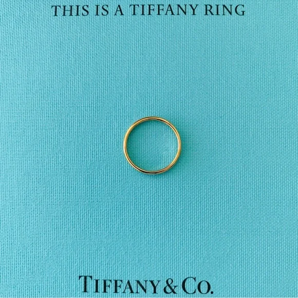 Tiffany & Co Lucida Wedding Band Ring 18K Yellow Gold Size 4.5 2mm Authentic - Picture 2 of 8